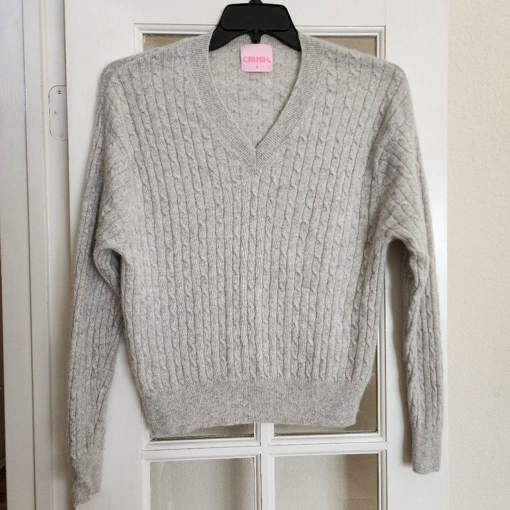 CRUSH 100% Cashmere Cable-Knit V-Neck Sweater Minimalist Soft Cozy Gray Medium